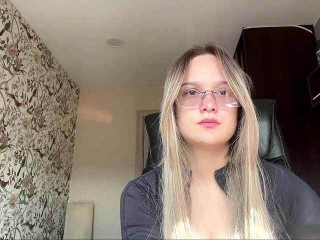 AnnaHoupt