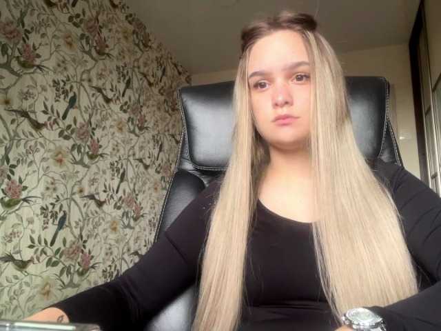 AnnaHoupt