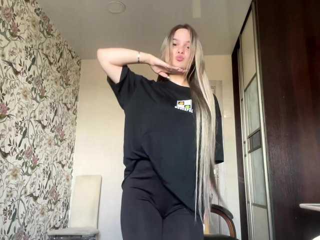 AnnaHoupt live cam on BongaCams