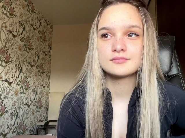 AnnaHoupt