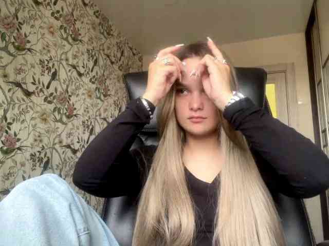 AnnaHoupt webcam