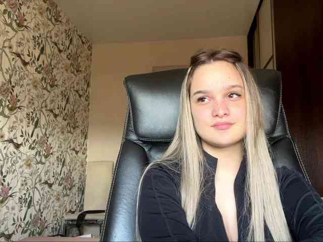 AnnaHoupt
