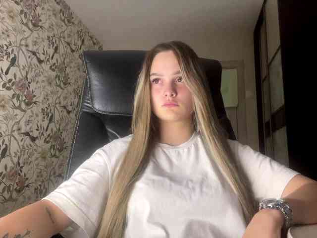 AnnaHoupt webcam