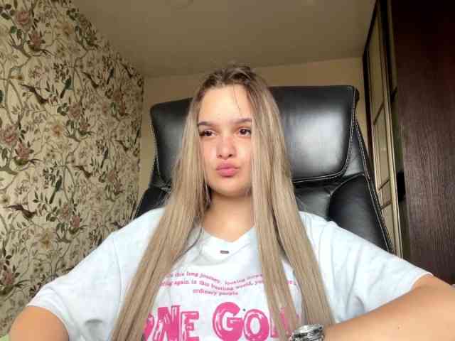 AnnaHoupt webcam