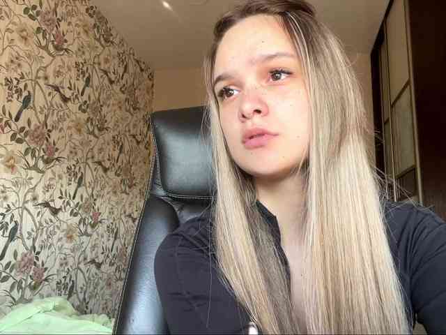 AnnaHoupt