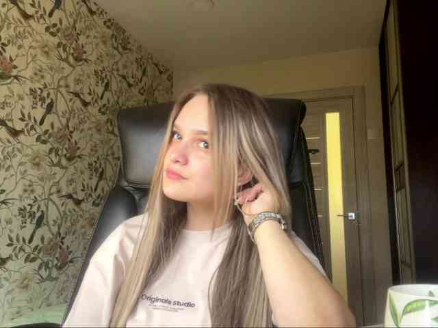 AnnaHoupt