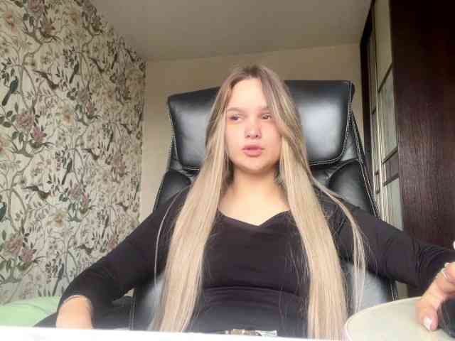 AnnaHoupt