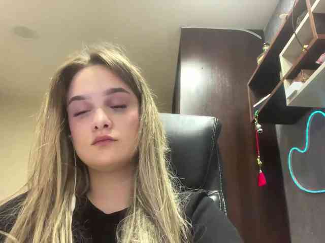 AnnaHoupt webcam