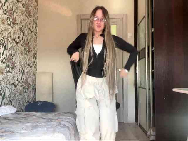 AnnaHoupt AnnaHoupt