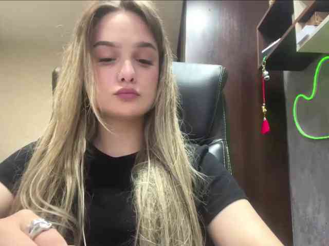AnnaHoupt webcam