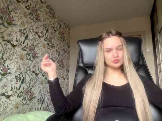 AnnaHoupt webcam