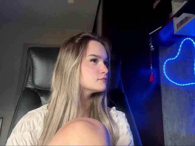 AnnaHoupt