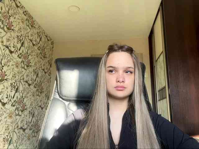 AnnaHoupt