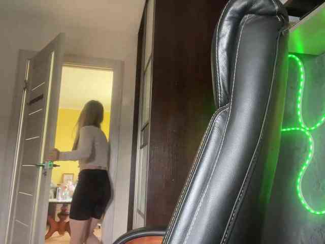 AnnaHoupt