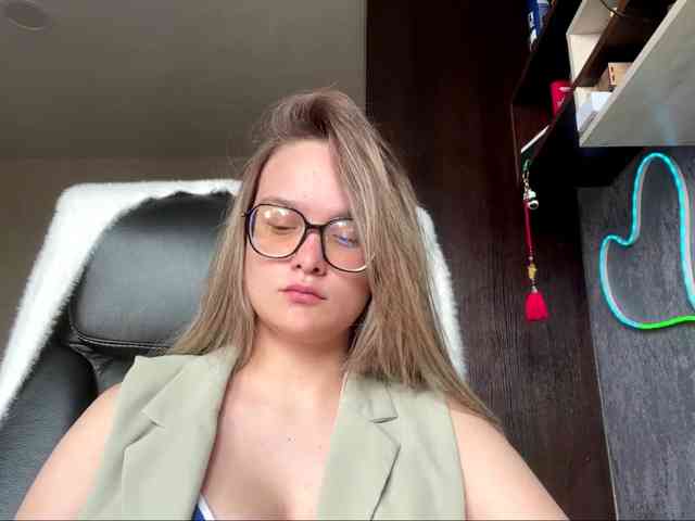 AnnaHoupt