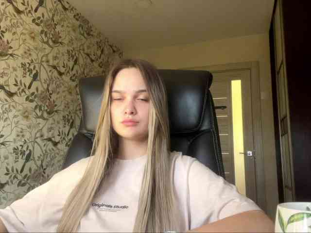 AnnaHoupt