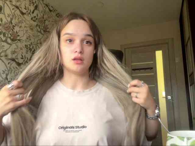 AnnaHoupt