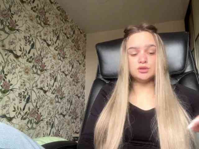 AnnaHoupt webcam