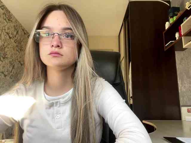 AnnaHoupt