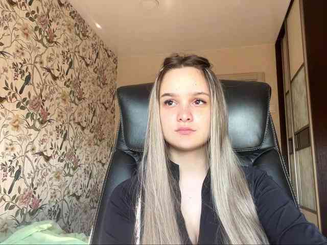 AnnaHoupt