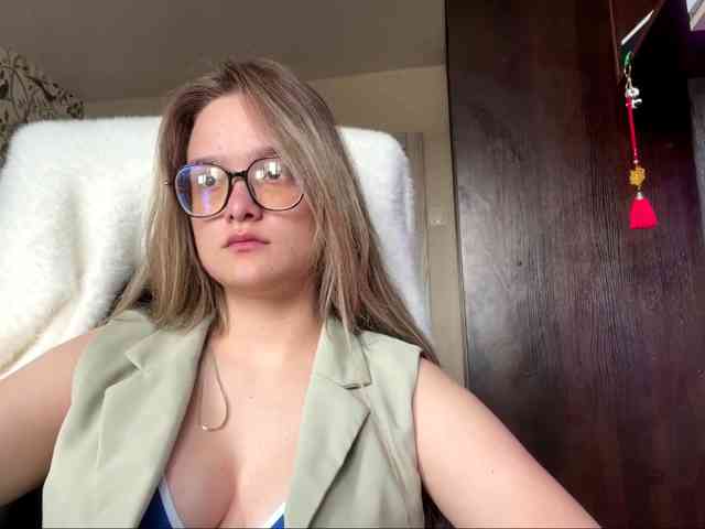 AnnaHoupt