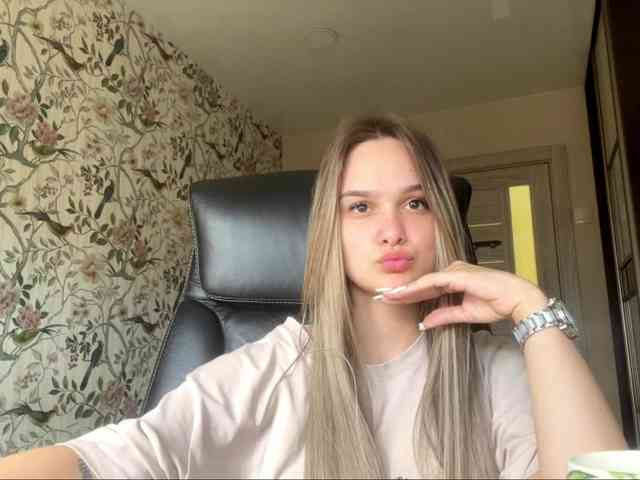AnnaHoupt