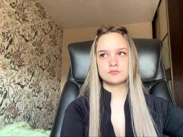 AnnaHoupt