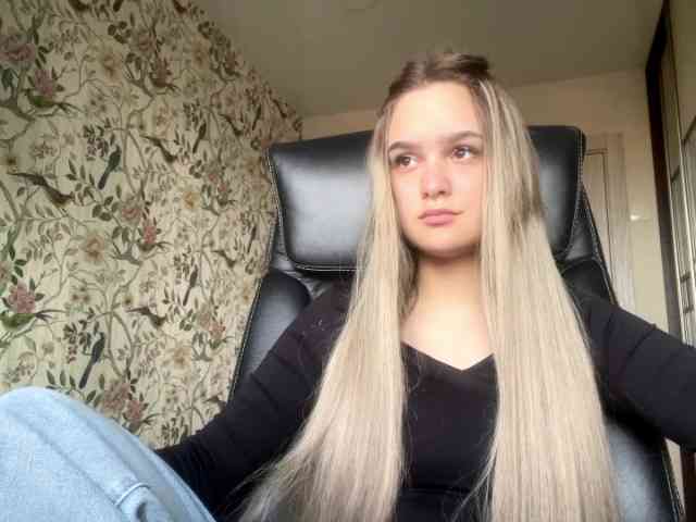 AnnaHoupt