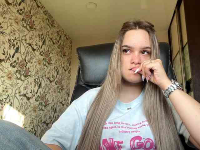 AnnaHoupt webcam
