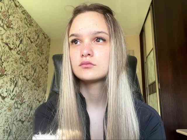 AnnaHoupt
