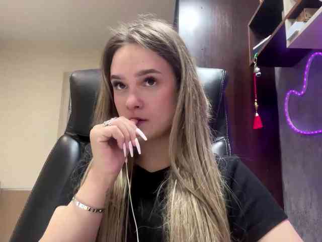 AnnaHoupt webcam