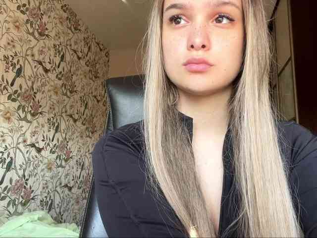 AnnaHoupt