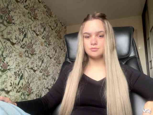 AnnaHoupt