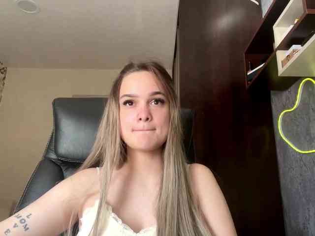 AnnaHoupt webcam