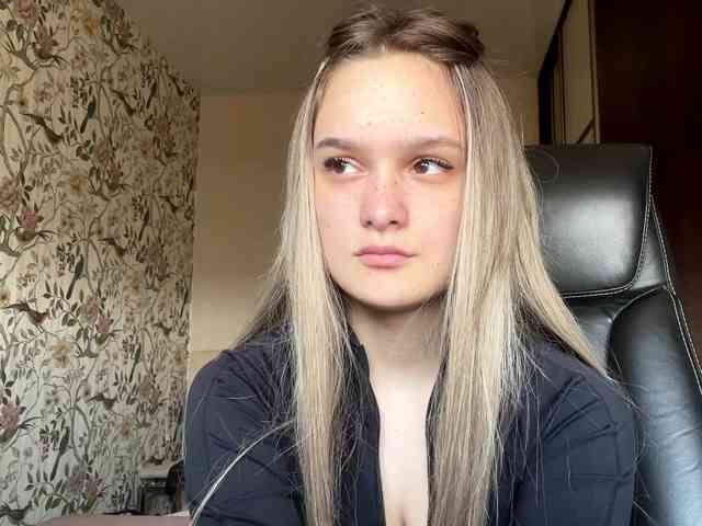 AnnaHoupt