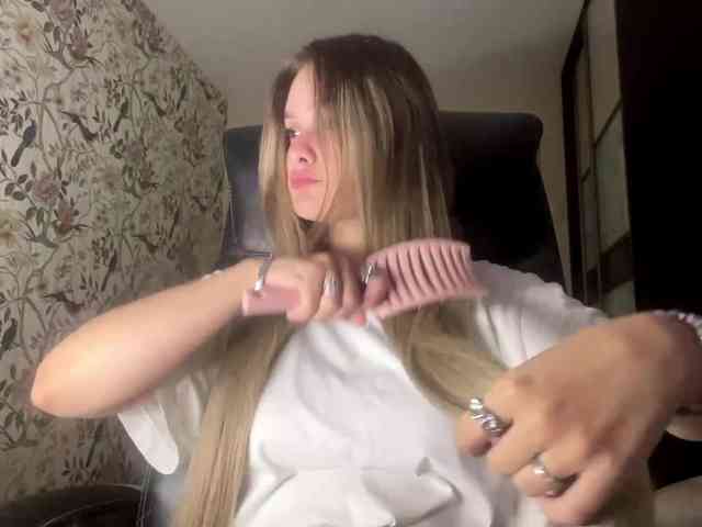AnnaHoupt
