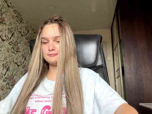 AnnaHoupt webcam
