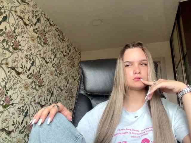 AnnaHoupt webcam