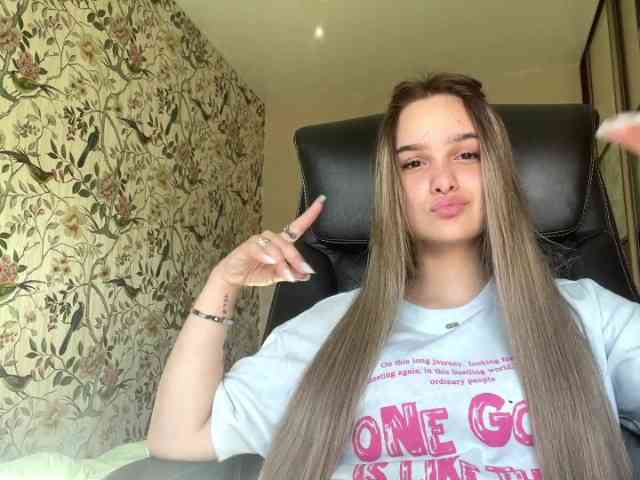 AnnaHoupt