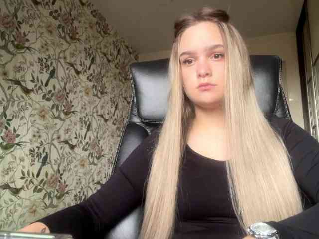 AnnaHoupt
