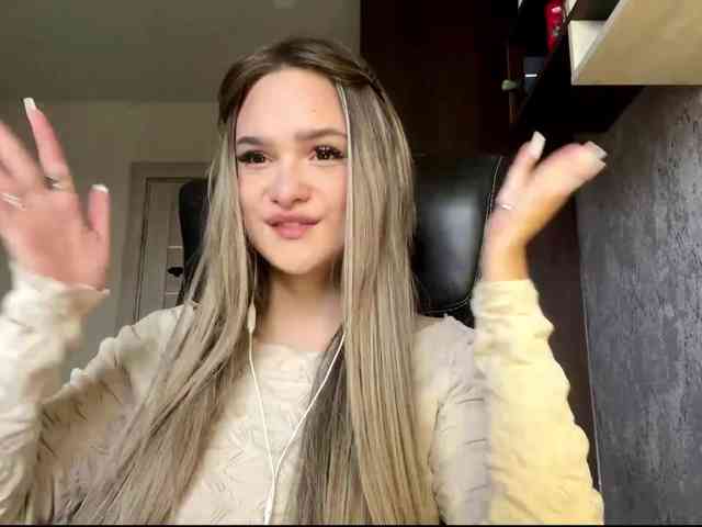AnnaHoupt AnnaHoupt