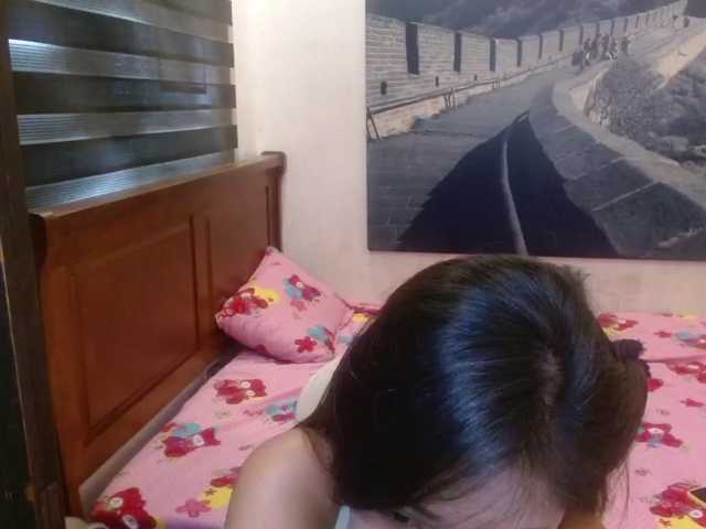 SweetGemsHotDesire live cam on BongaCams