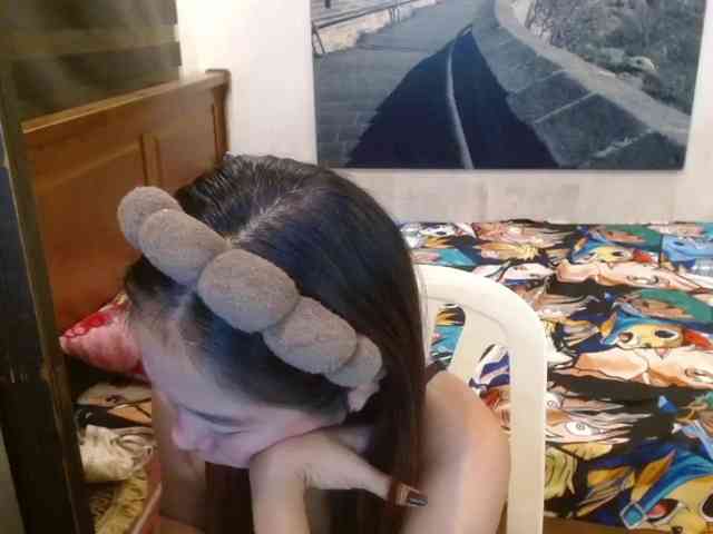 SweetGemsHotDesire webcam