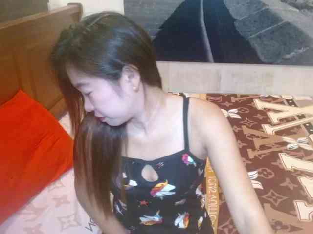 SweetGemsHotDesire