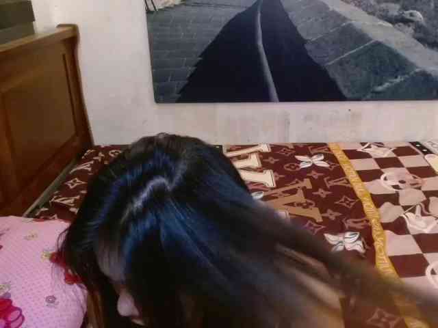 SweetGemsHotDesire SweetGemsHotDesire