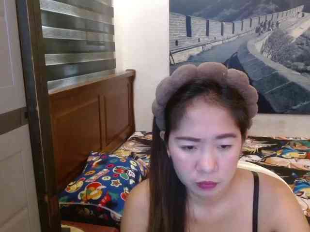 SweetGemsHotDesire webcam