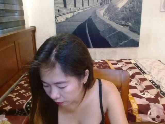 SweetGemsHotDesire