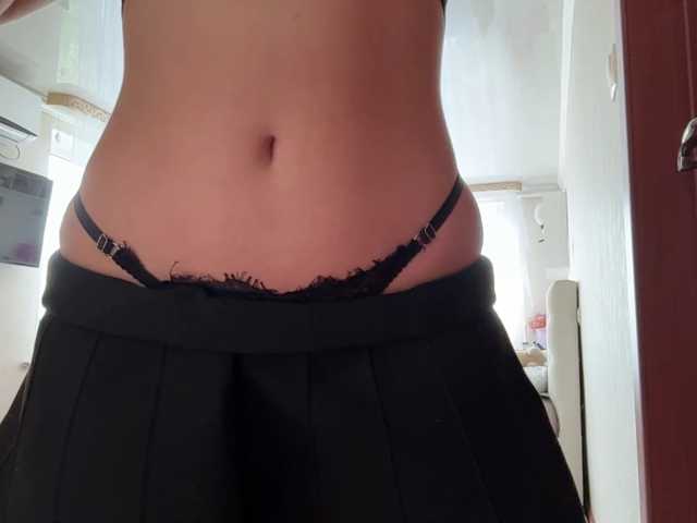 Kaderii1 live cam on BongaCams