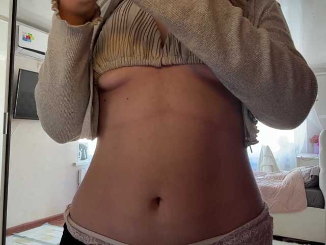 Kaderii1 live cam on BongaCams