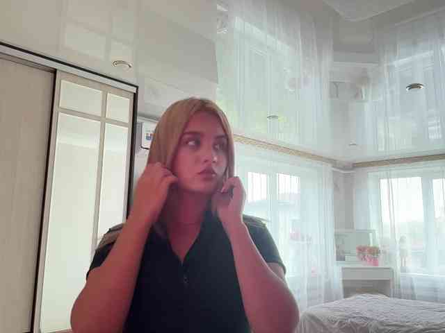 Kaderii1's webcam live show